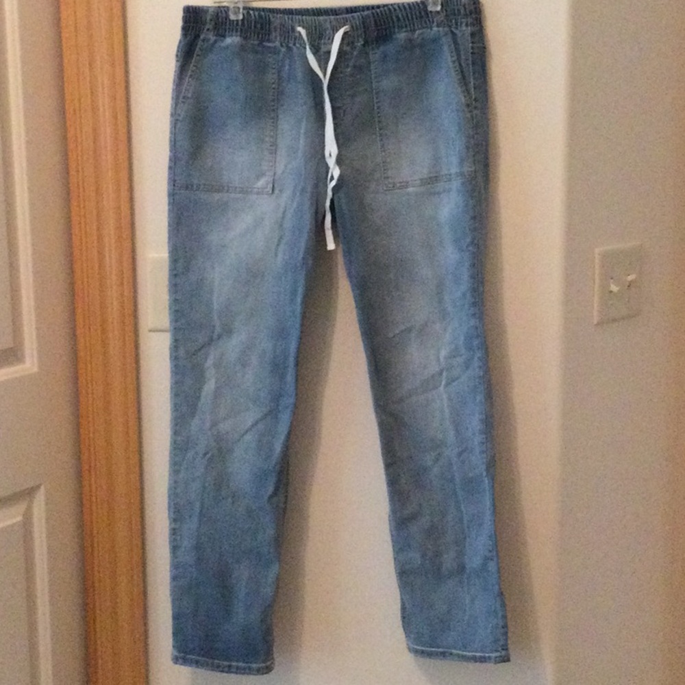 INC Iternational concepts jeans